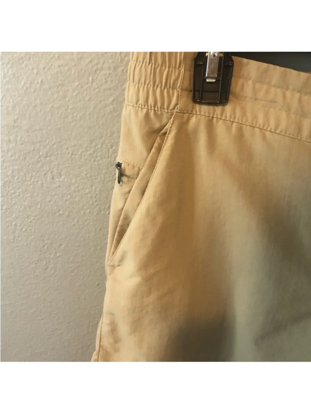 The North Face Paramount Horizon Hiking Adventure Athletic Tan Shorts Medium